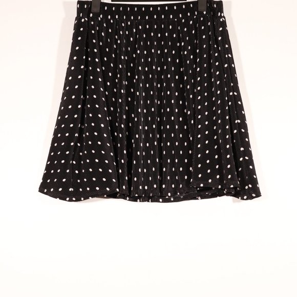 EUC Polkadot Bebe Skirt Size Large - Picture 2 of 8